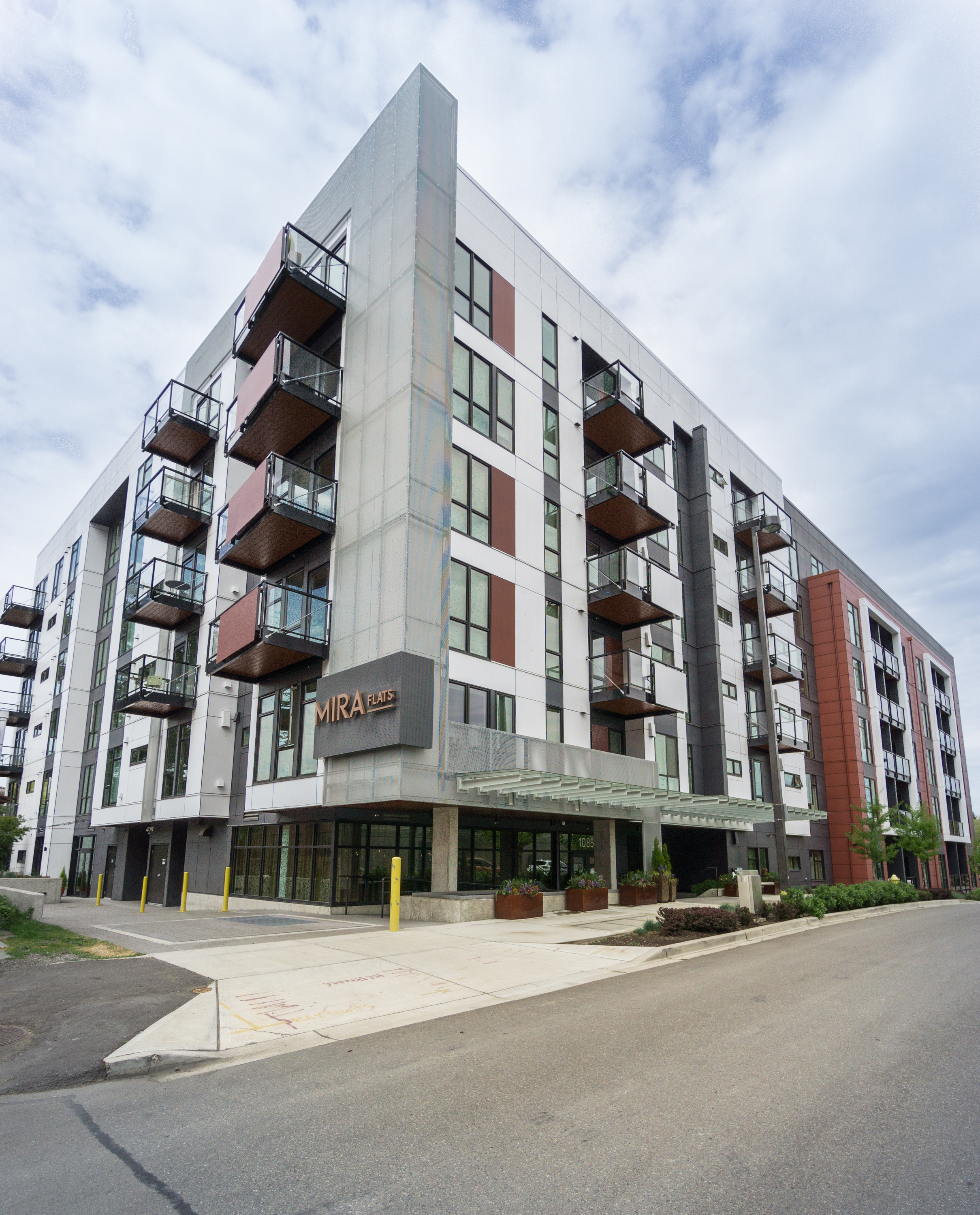 1085 103rd Ave NE - 1