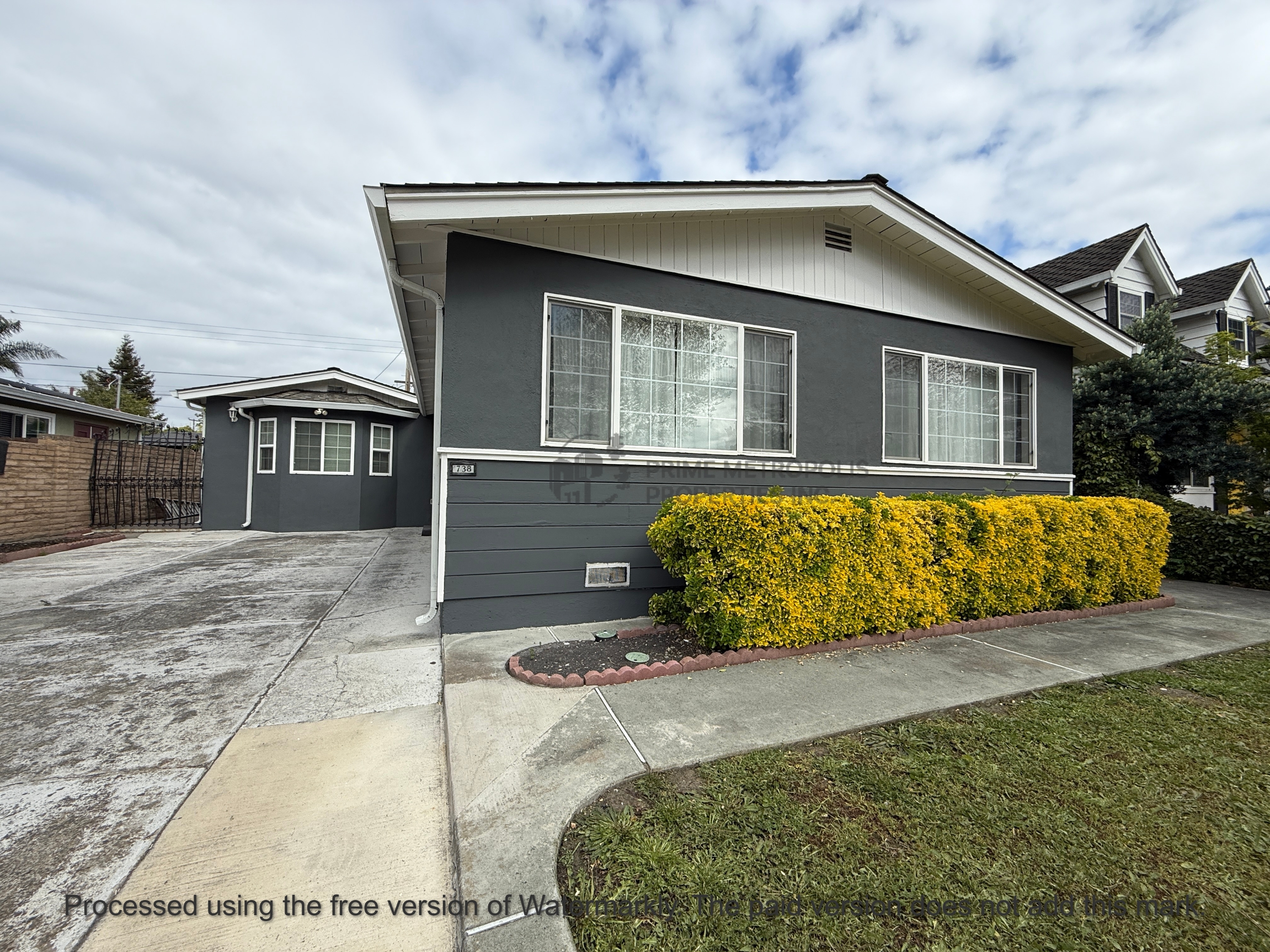 738 San Simeon Street