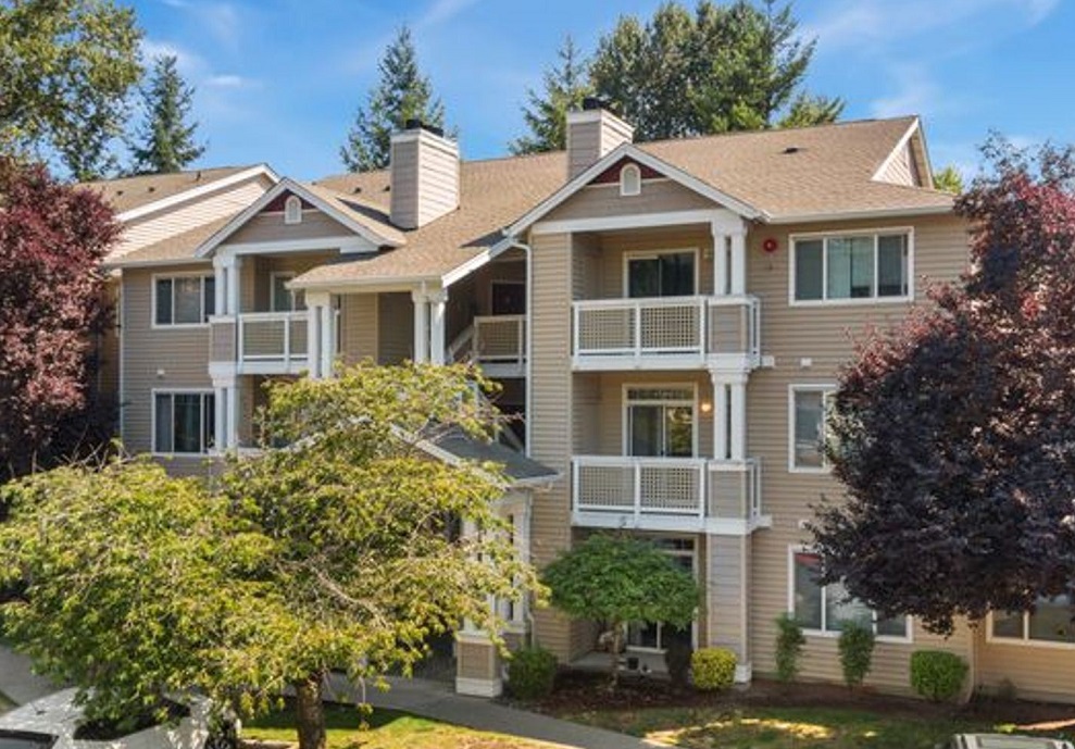 15300 112th Avenue Northeast - C-105