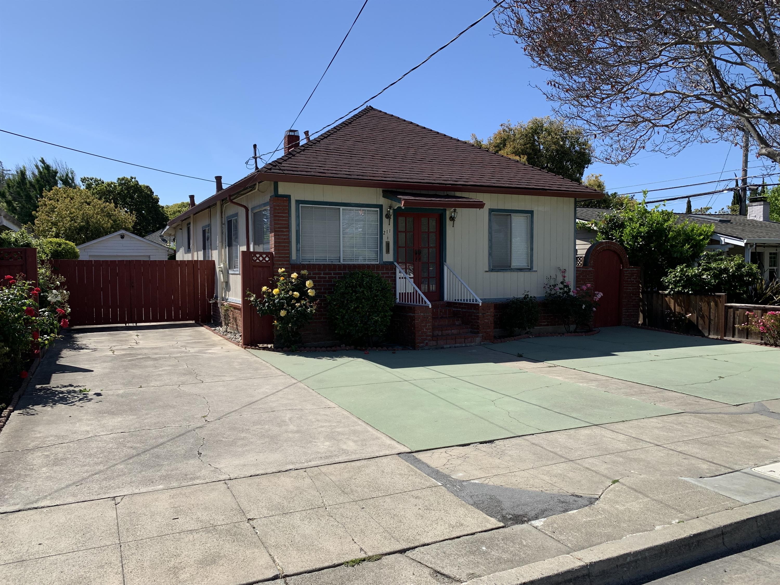 Property main image